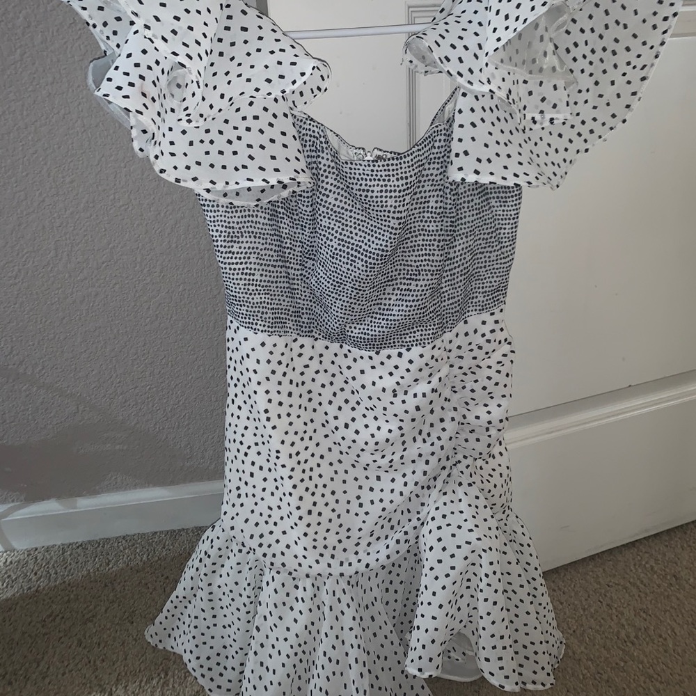 misslola off the shoulder short dress size small